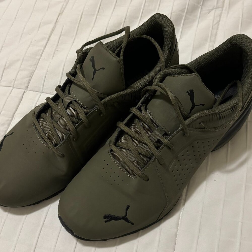 Men's Puma Shoes Size 14